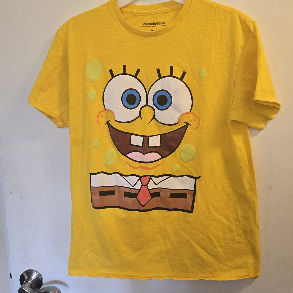 Nickelodeon SpongeBob Yellow Tee Shirt 100% Cotton size M